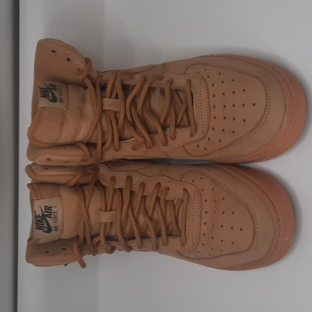 Nike Air Force 1  Wheat Gum Sole US size 5.5 youth